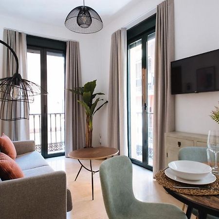 Chiqui And Vicente Suite Apartments Sevilla Kültér fotó